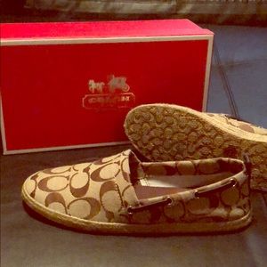 Never worn Coach Flats